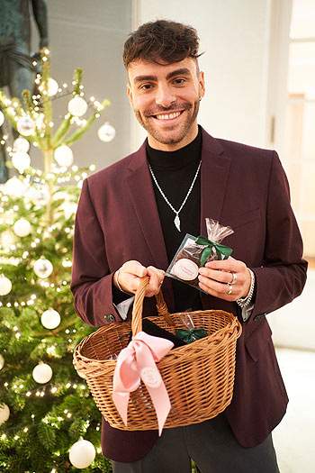 Alessandro Capasso (Influencer), 28. BMW Advents-Benefizkonzert, Cuvilliés Theater, München, 6. Dezember 2023, Foto: Jens Hartmann/BMW